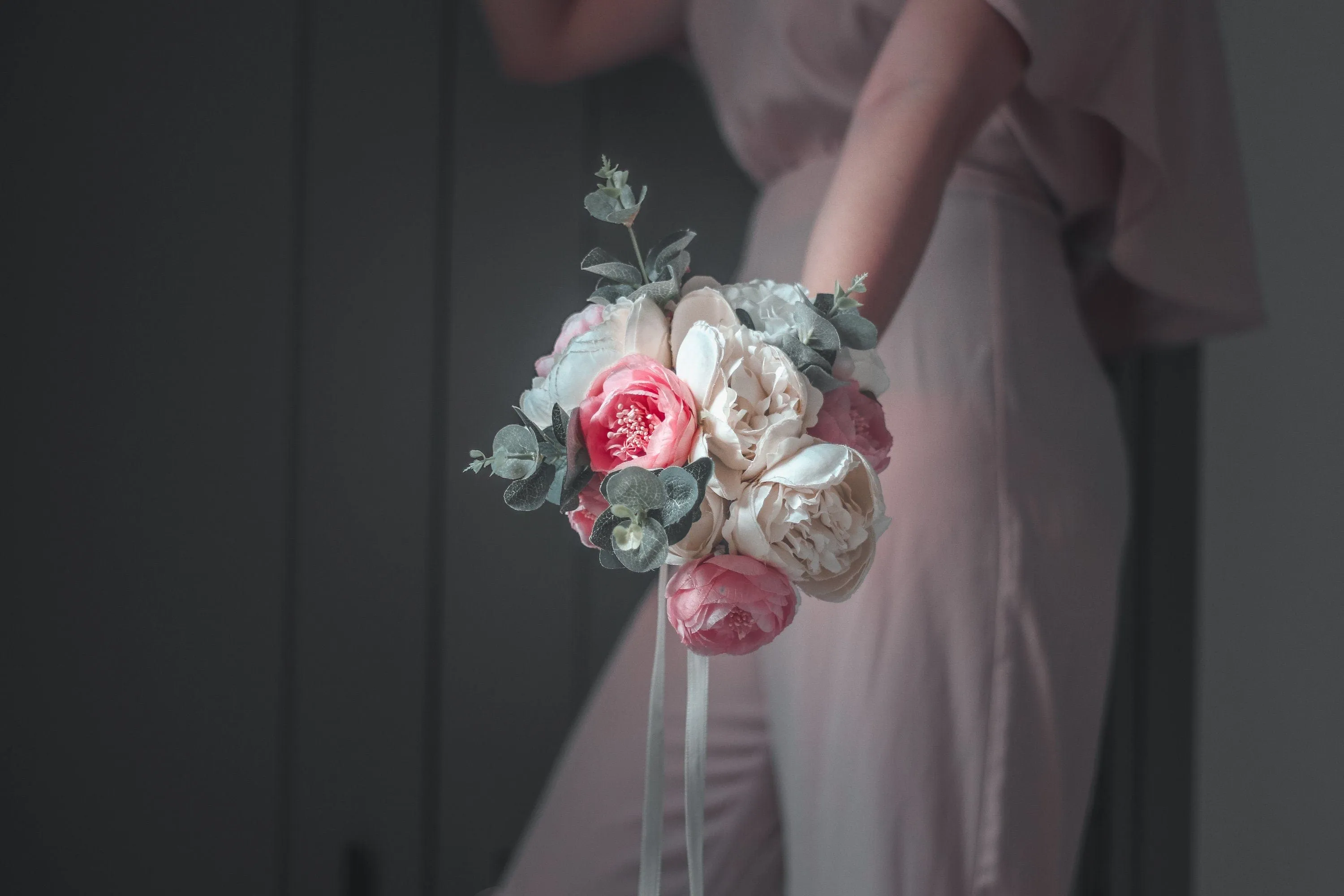 Artificial Flowers Bridal Bouquet - Ivory White & Pink