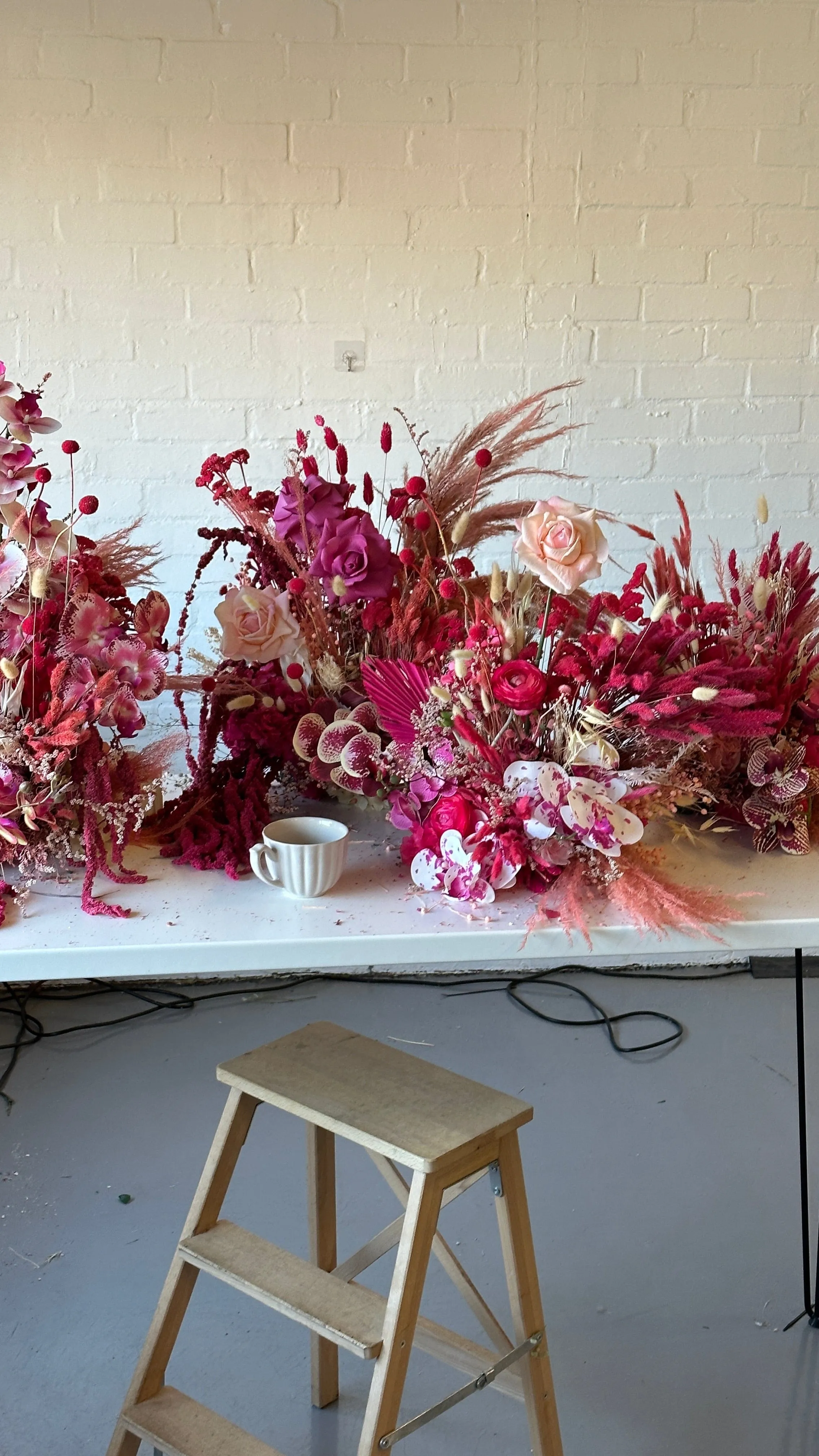 Dried & Artificial Flowers Top Table Centerpiece - Hot Pink