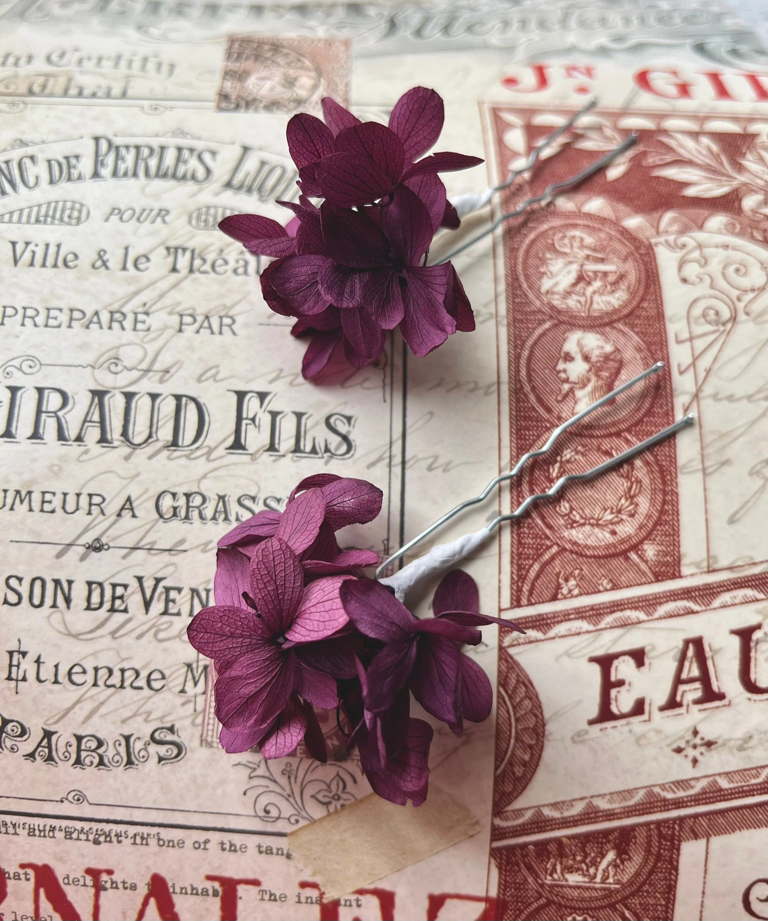 Dried Flower Rustic Wedding Hair Pin Sets Magenta Pink Purple, Bride and Bridesmaid Hair Accessories, Preserved Hydrangea Floral Hair Pieces