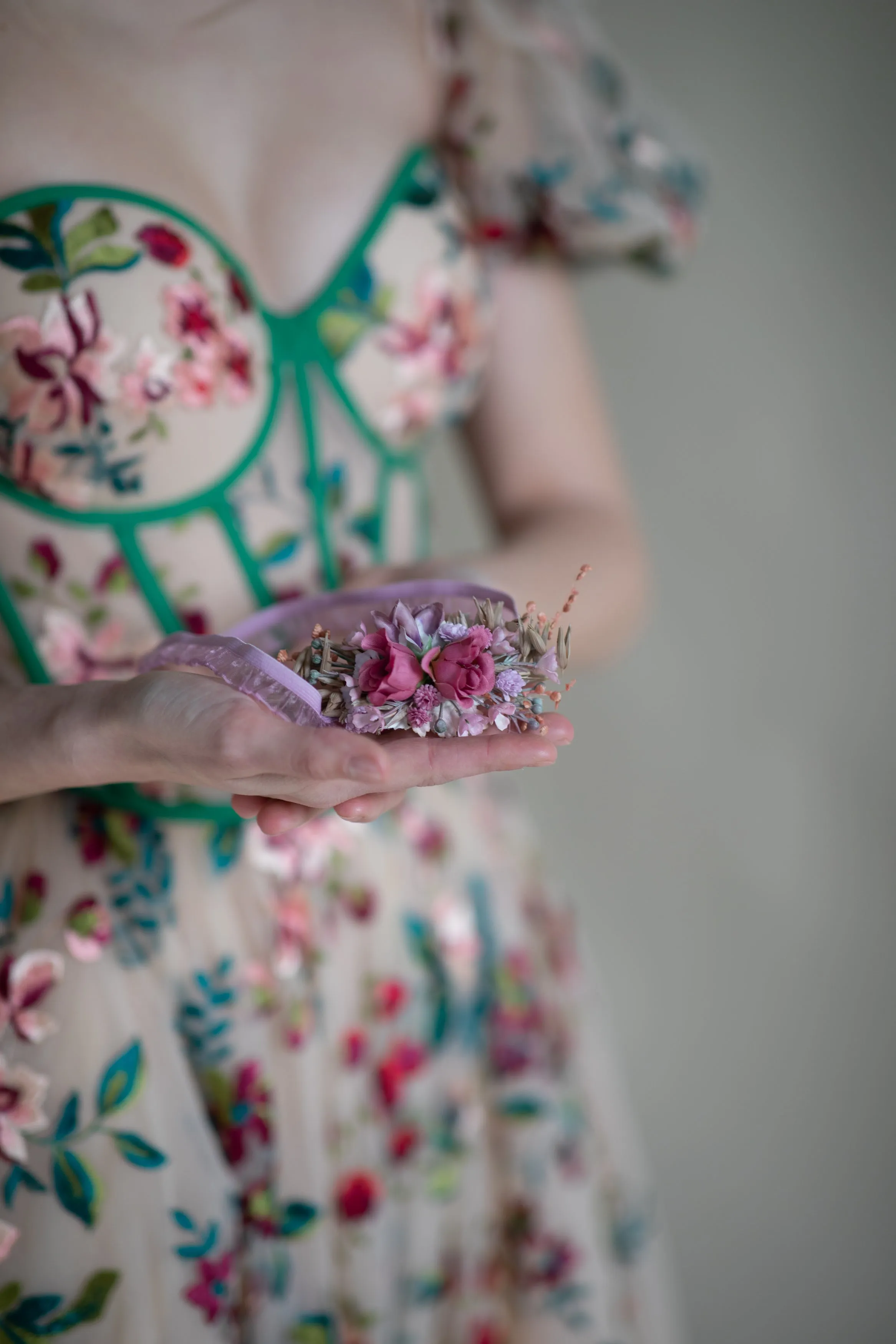 Flower bridal lace garter with pink roses