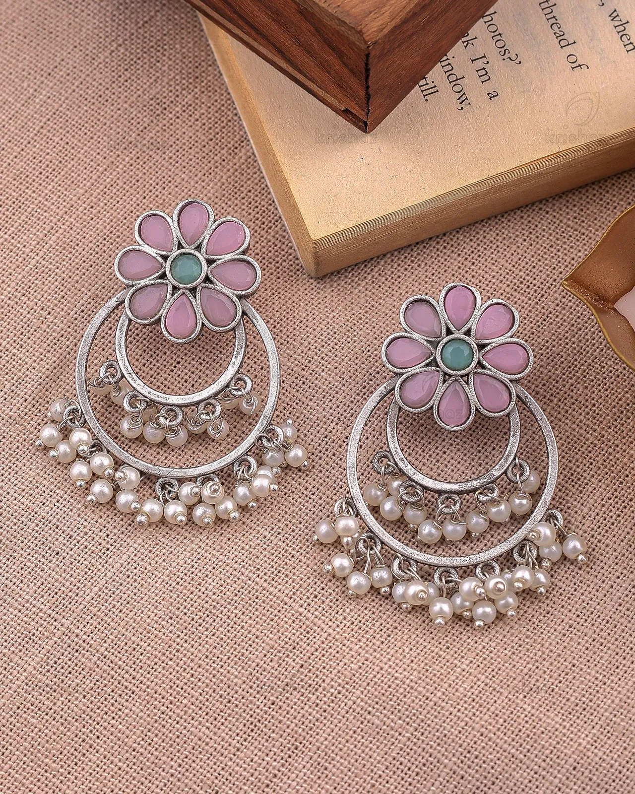 Nimrat Chandbali Earrings - wxo