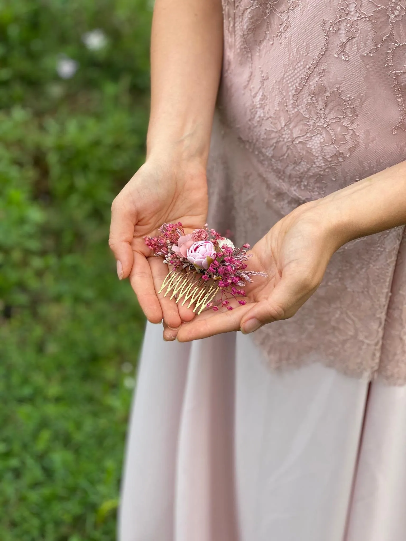 Pink flower hair comb Wedding hair comb Bridal accessories Pink flower comb Mini hair comb Small flower comb Magaela Natural Blumen haarkamm