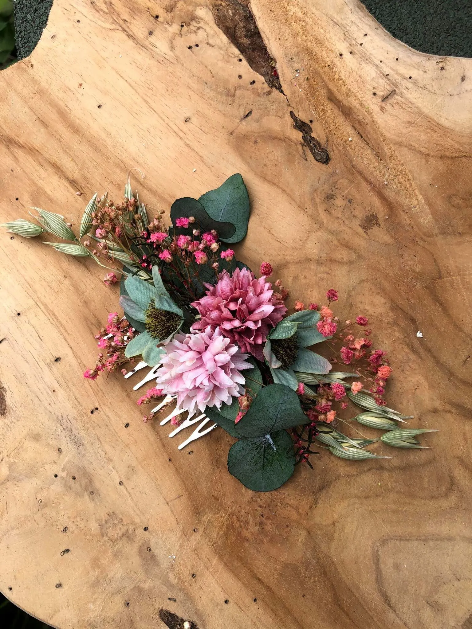 Pink wedding hair comb Bridal flower comb Magaela accessories Romantic flower jewellery Eucalyptus and Baby's breath comb Wedding 2021