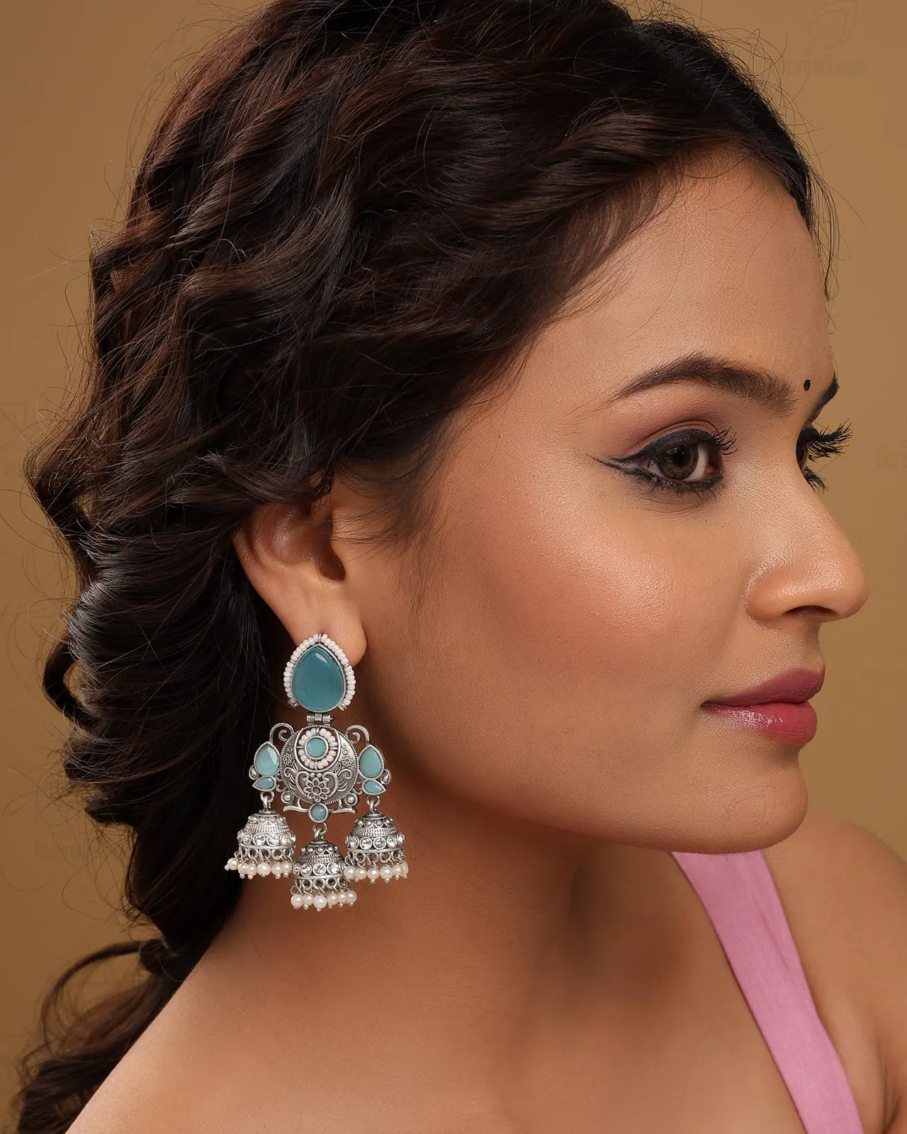 Prakriti Traditional Dangler - wxo